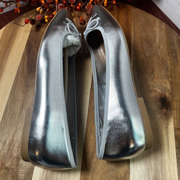 Steve Madden Womens Seemly Ballet Flats Slip On Shoes Sz 10 in Silver Metal - Picture 7 of 10